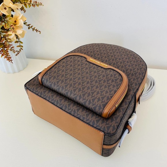 NWT Michael Kors Jaycee Medium Zip Pocket Backpack Brown main image 5